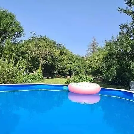 Pensiune светулките Fireflies 4*