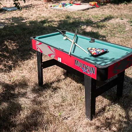 Pensiune светулките Fireflies