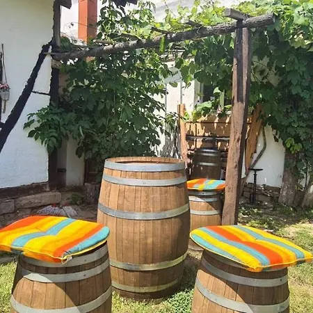 светулките Fireflies 招待所 4*