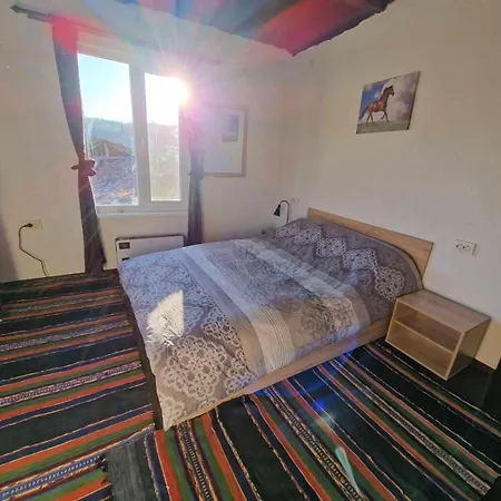 светулките Fireflies 4* Borintsi